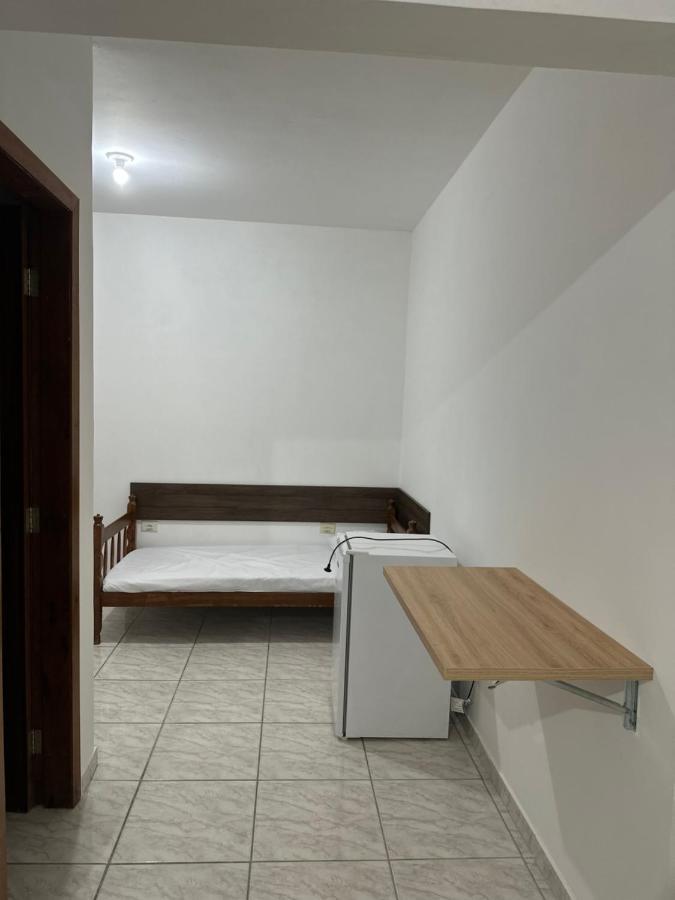 Casa Da Zeze Pousada & Hotel Itaboraí Exteriör bild