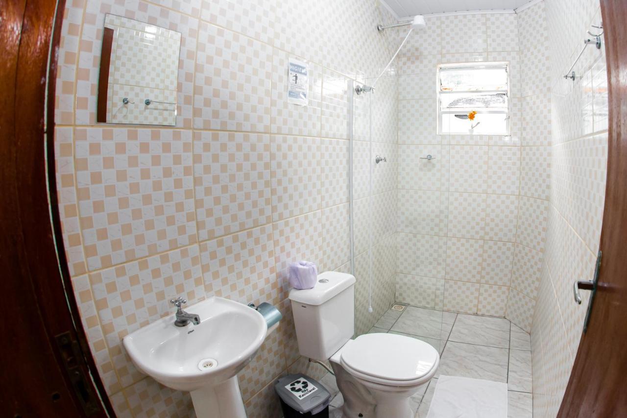 Casa Da Zeze Pousada & Hotel Itaboraí Exteriör bild